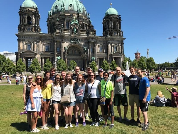Notre Dame Berliner Dom Student Group In Germany